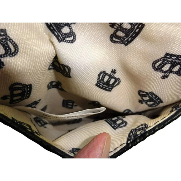 NWT Juicy Licorice Black Bright Lights Cellie Crossbody - Picture 8 of 8